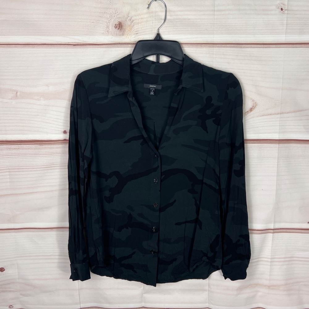 DREW Top Womens Small Green Black Camo Shirt‎ Button Up Long Sleeve Collar Woven